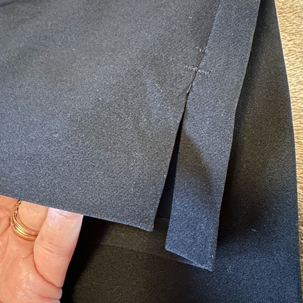 Kirkland Signature Black Pull-On Trouser Ankle Pants - Picture 7 of 7